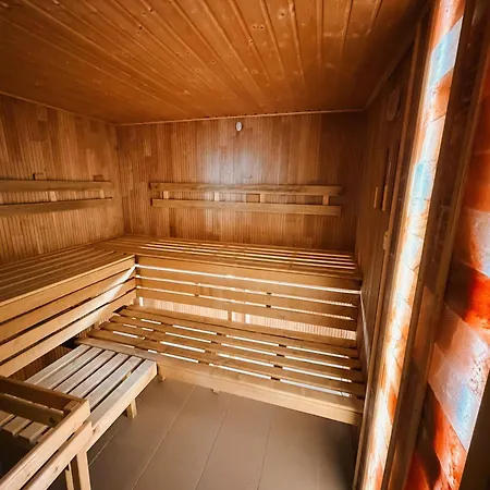 Makar 4* Pětikostelí